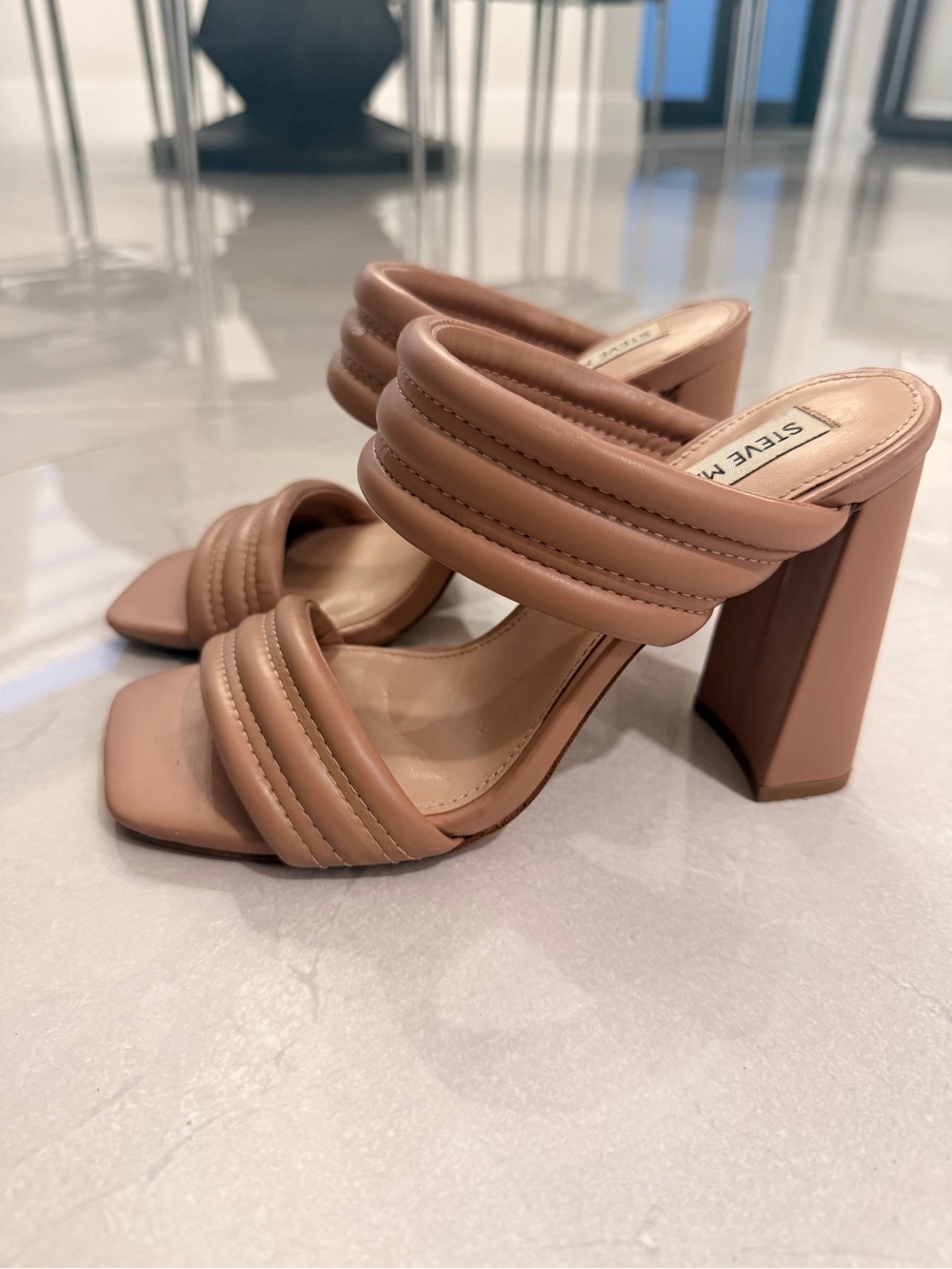 Steve Madden Blush Tan Quilted Strap Block Heel Sandals - Picture 4 of 10